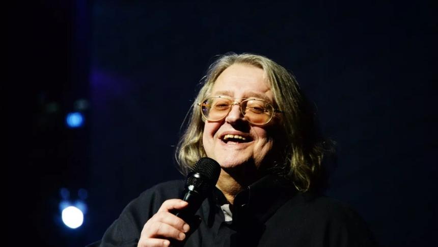 Третья жена Градского рассказала, что у нее в паспорте нет штампа о разводе