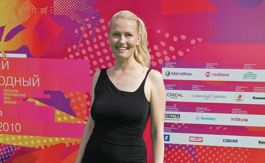 Практически не изменилась: звезда фильма «Любить по-русски» Ольга Егорова вернулась в кино