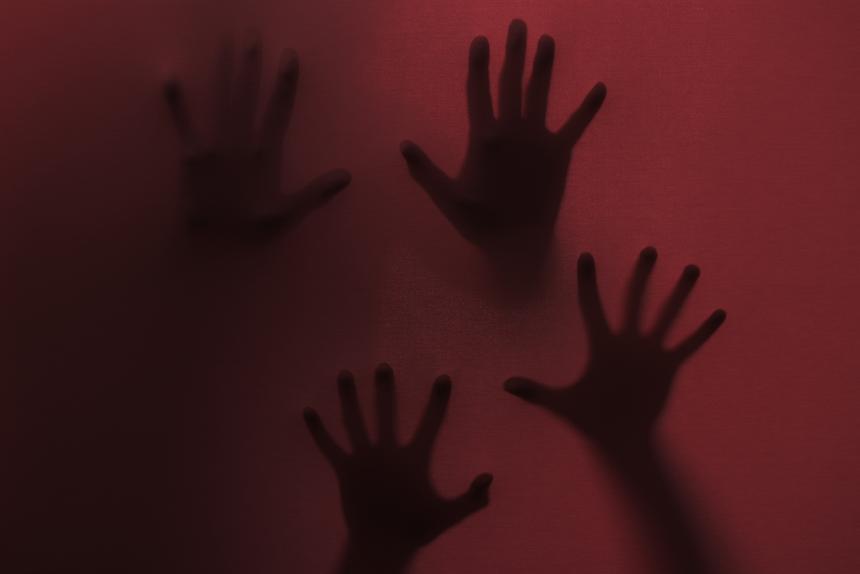 «У него стоял запрет на приближение»: раскрыты детали отношений убитой в Турции россиянки с бывшим мужем