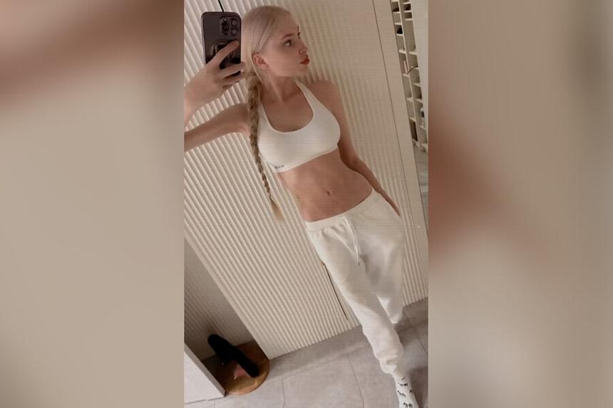 Экс-возлюбленная рэпера Тимати показала фигуру после липосакции