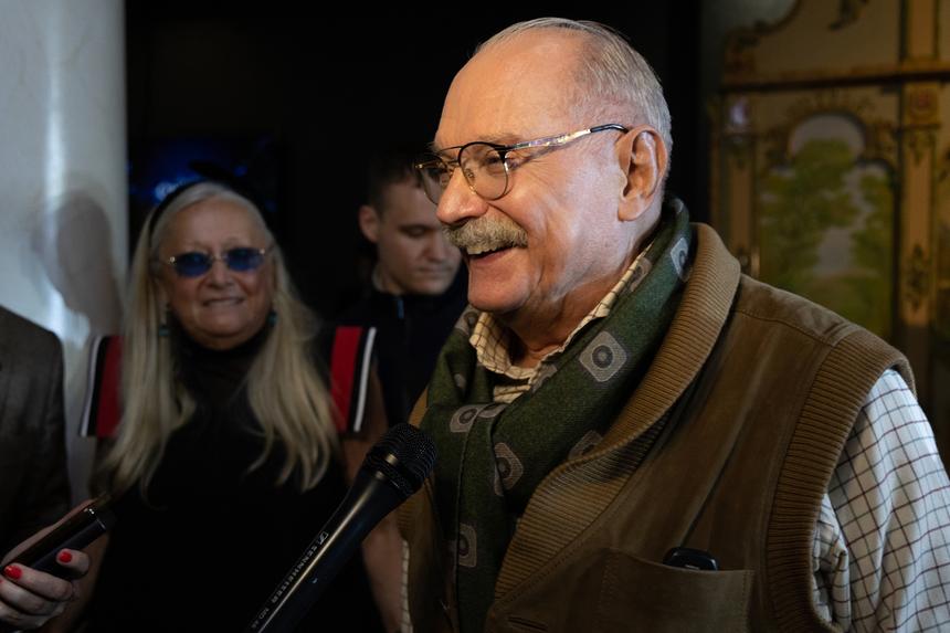 «Огромная глупость»: Михалков прокомментировал возможный запрет сериала «Слово пацана»