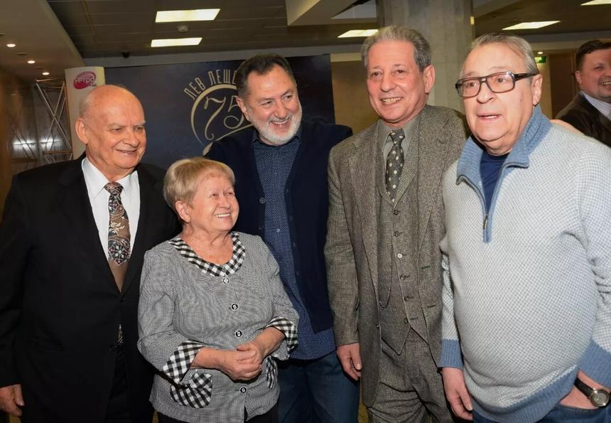 Раскрыт новый диагноз композитора Александры Пахмутовой