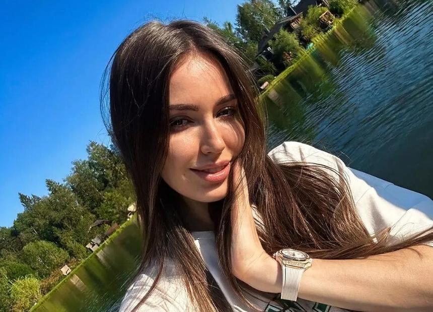 Костенко устроила разборки с Дмитрием Тарасовым после его отдыха в Дубае