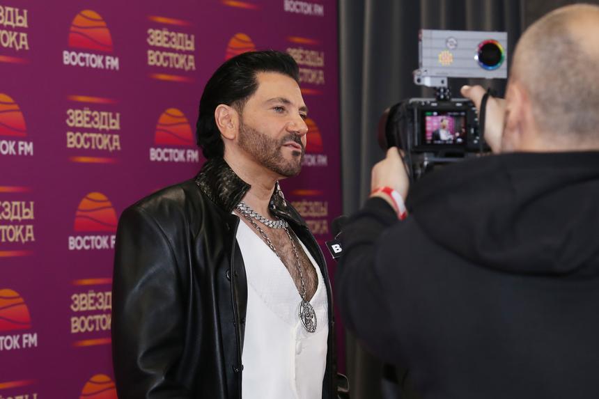 Хирург назвал несколько секретов молодости Авраама Руссо: без специалиста не обошлось