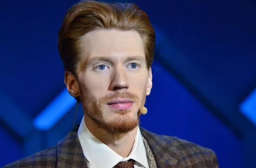 Внук Аллы Пугачевой Никита Пресняков уехал из США в Казахстан