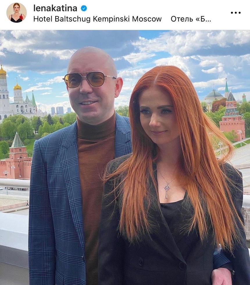 Веснушки и щечки исчезли, а грудь подтянулась: хирург разоблачил Лену Катину