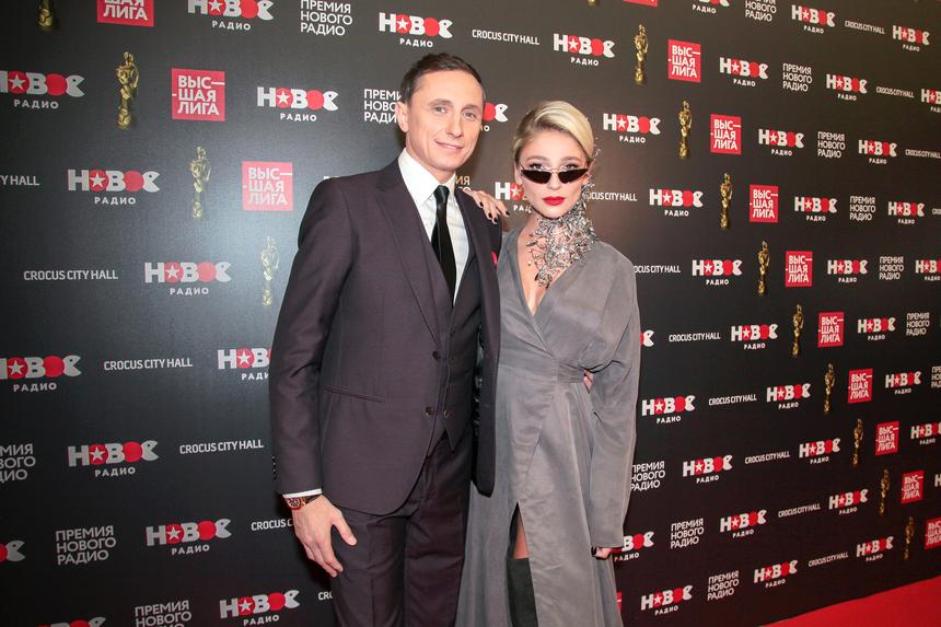 «Мы загнемся от посредственности»: Ивлеева оправдалась за «голую» вечеринку