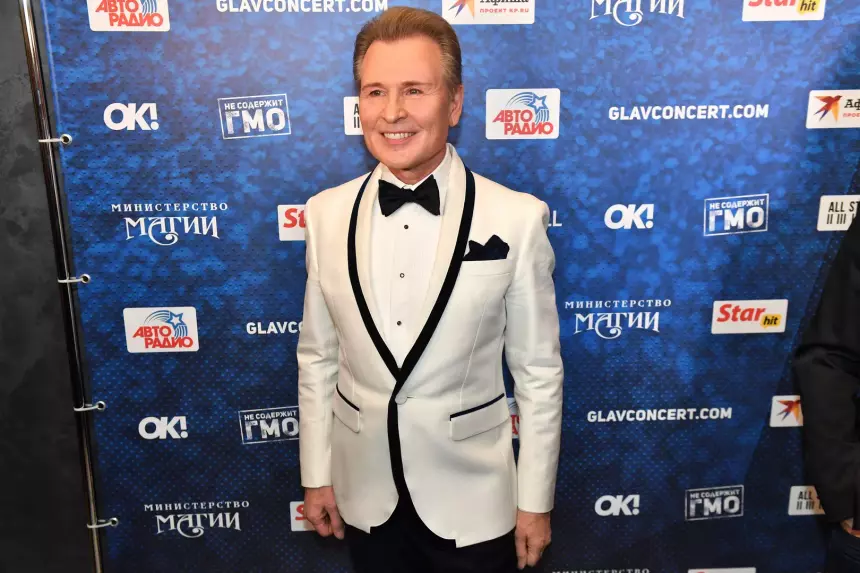 Певец Александр Малинин рекомендовал 42-летнему сыну Никите «подучиться вокалу»