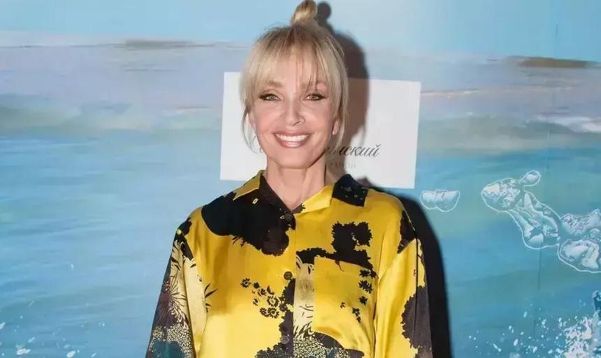 «Замучалась»: Лайма Вайкуле вновь заговорила о памятниках советским солдатам