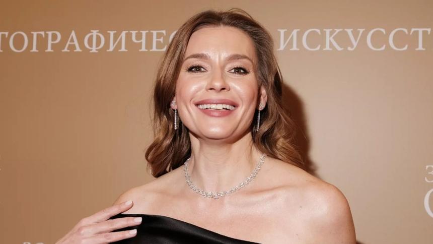 Актриса Любовь Толкалина нашла нужным покинуть Россию