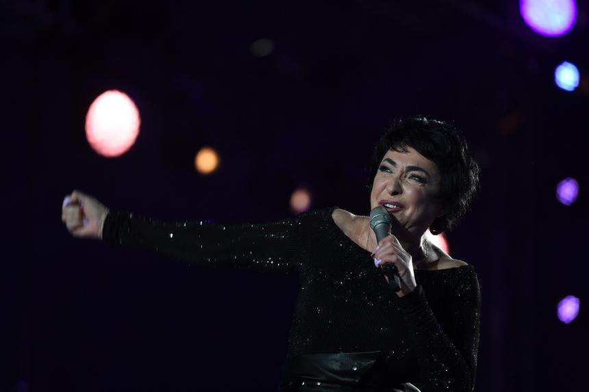 Лолита третьей после Киркорова и Собчак объявила о помощи пострадавшим жителям Белгорода