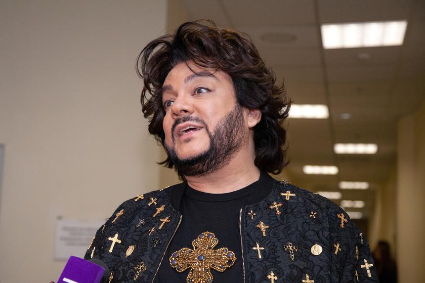 Критик Соседов назвал артиста, который может заменить «отмененного» Киркорова