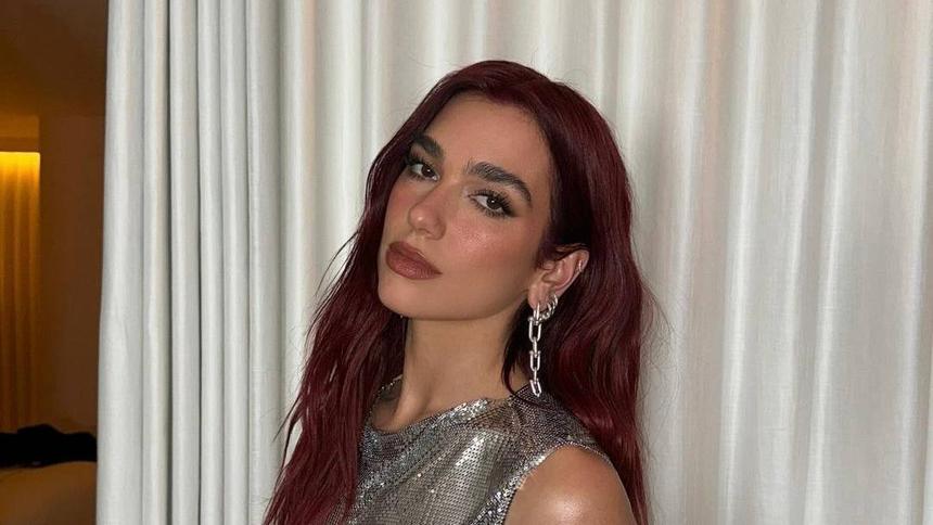 Певица Дуа Липа вступила в новые отношения