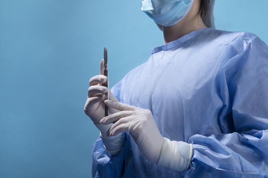 Светлана Курицына сообщила, что ей «отрезали» бюст 6 размера