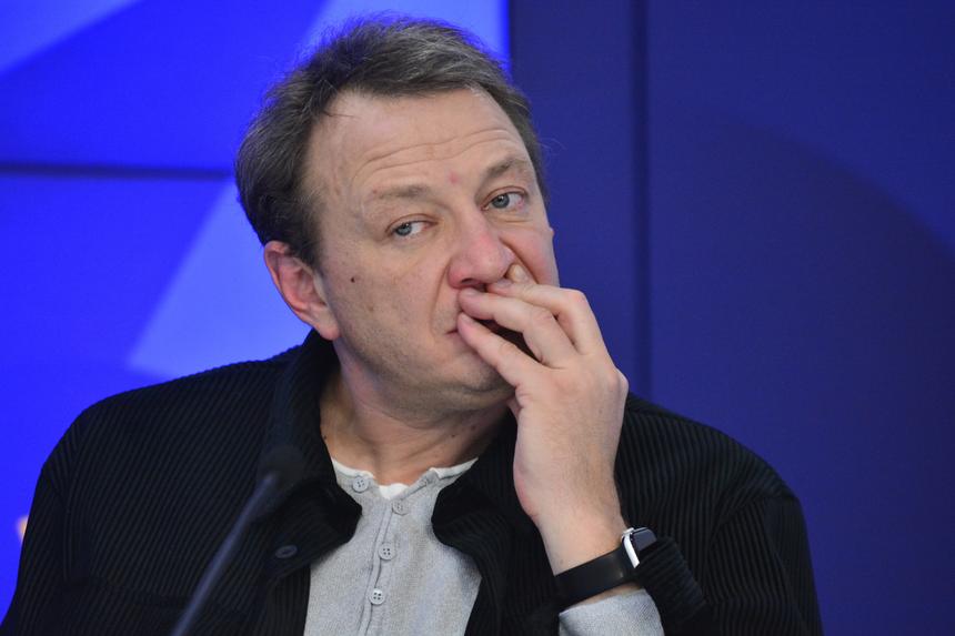 Участник шоу «Экстрасенсы» решил напомнить про алкоголизм Марата Башарова