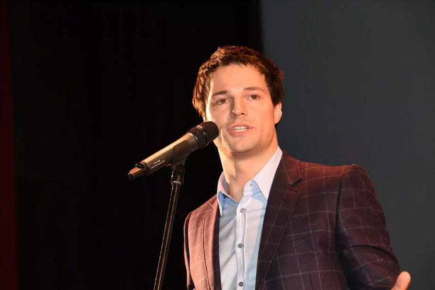 В МДТ решили объяснить, почему актер Данила Козловский не вернулся на сцену