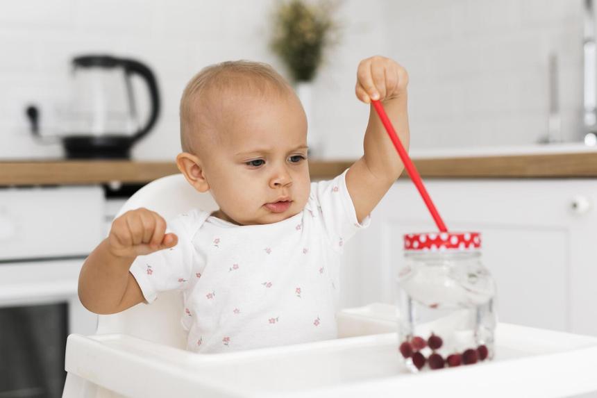 Девятимесячная девочка умерла в квартире при загадочных обстоятельствах