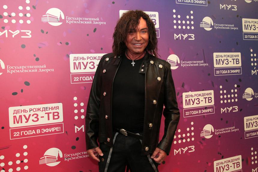 Валерий Леонтьев не станет устраивать оскандалившейся Лолите концерты в США