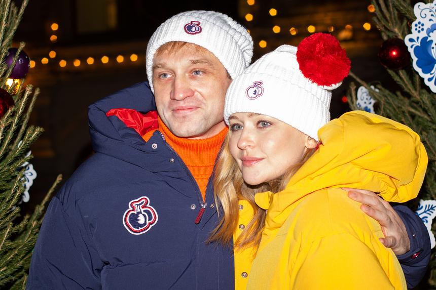 «Возвращает меня в обычную жизнь»: Пересильд публично поблагодарила своего мужчину