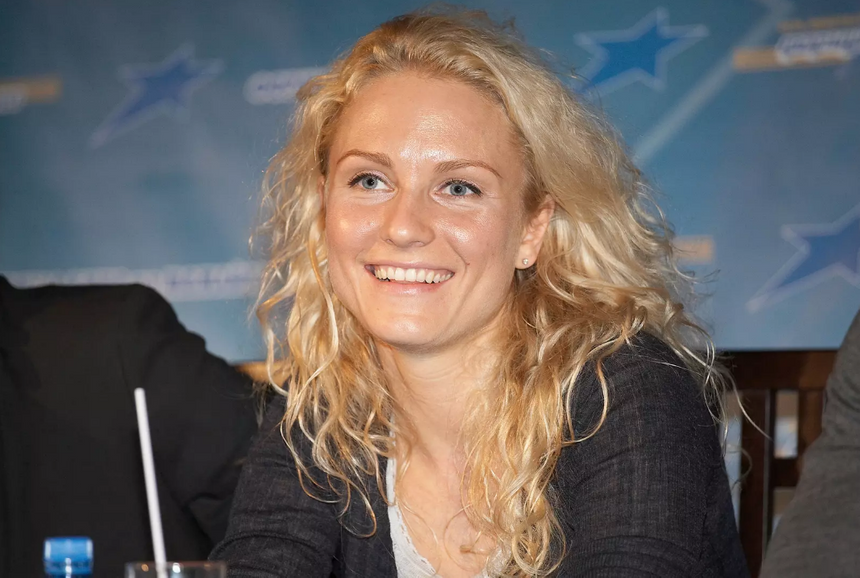 Гордон заступилась за Кудрявцеву, которая облила водой героиню шоу Малахова