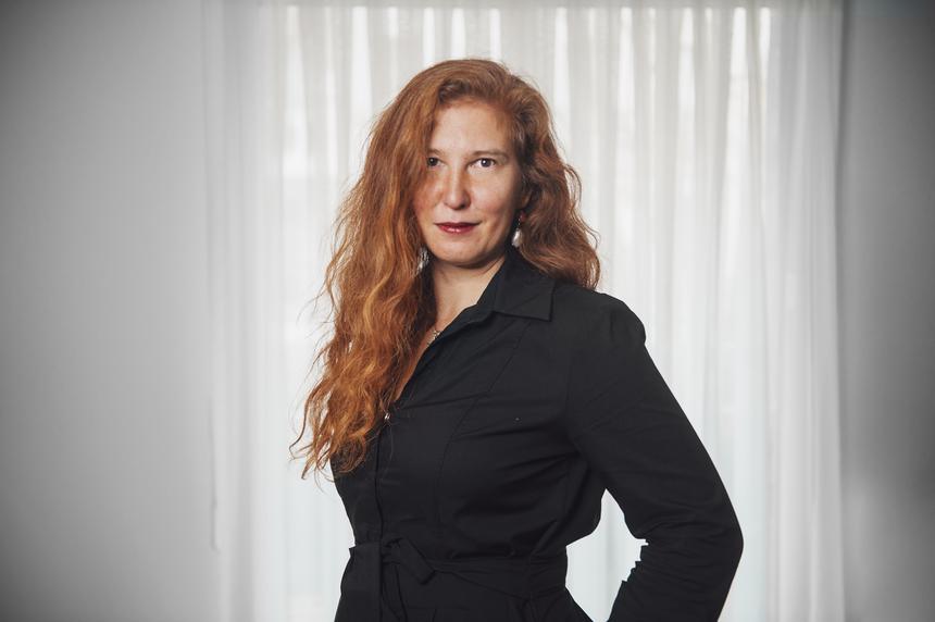 «Автор свободен в том, что он пишет»: писатель Ольга де Бенуа о книгах, эмиграции и современной литературе