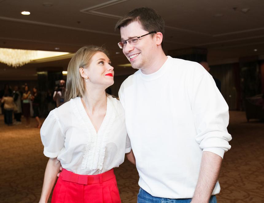 Кристина Асмус показала милую переписку с Гариком Харламовым после новостей о расставании в Евдокимовым