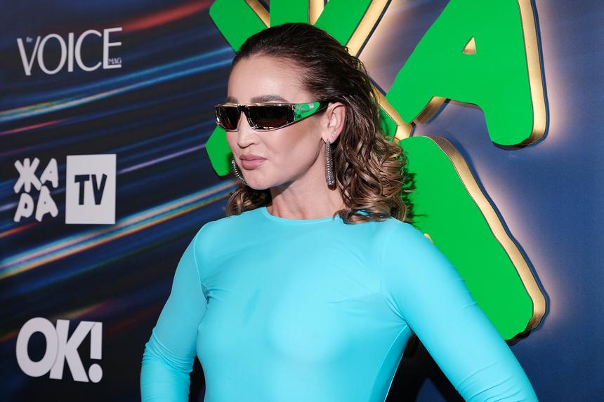 «Выматывают»: Ольга Бузова пожаловалась на тяжелые съемки