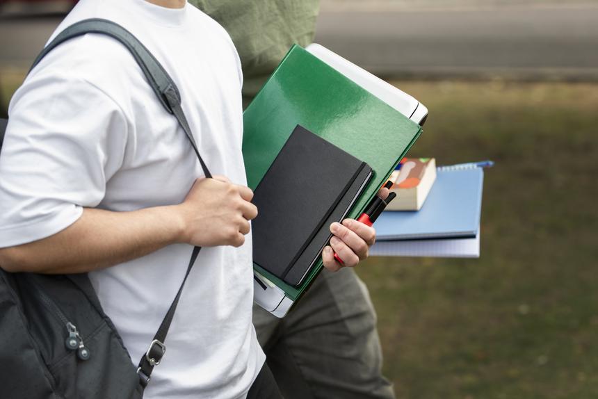 Угрожал въехать в здание колледжа со взрывчаткой: студента задержали за планирование массового убийства