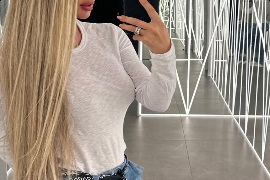 «Я в новой версии»: Анна Седокова сменила имидж