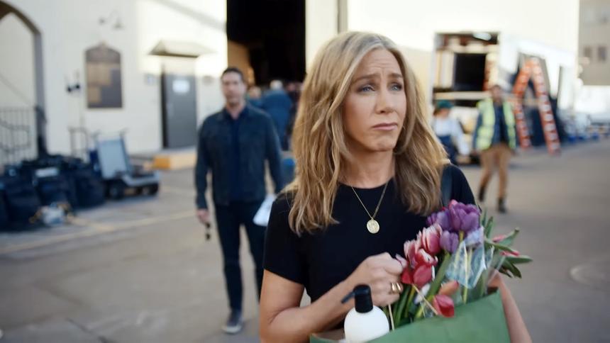 Дженнифер Энистон и Дэвид Швиммер воссоединились ради рекламного видео