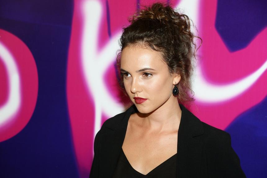 «Сидела в Азии»: Стася Милославская посетила первое за несколько месяцев мероприятие после предательства Петрова