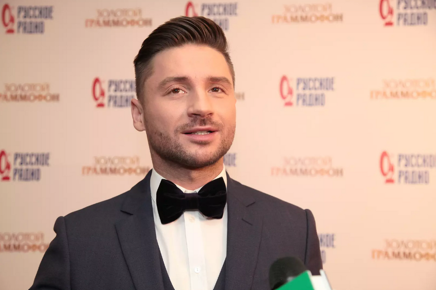 Сергей Лазарев запустит помощь бабушке, которая танцевала на его концерте