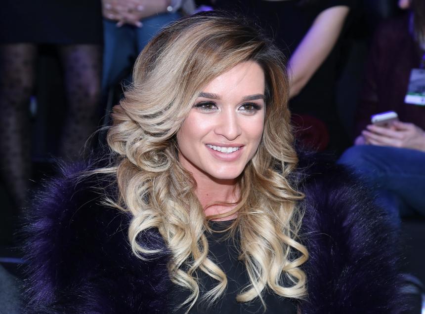 «Еще и номера есть!»: Ксения Бородина подарила дочери Ольги Орловой автомобиль