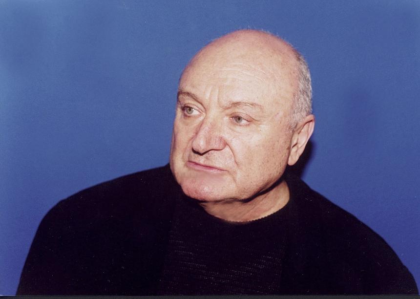 В Ростове-на-Дону местная жительница устроила скандал на открытии памятника Жванецкому