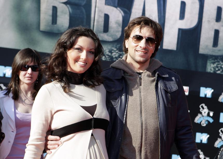 Юлия Такшина призналась, что пострадала от строителей загородного дома