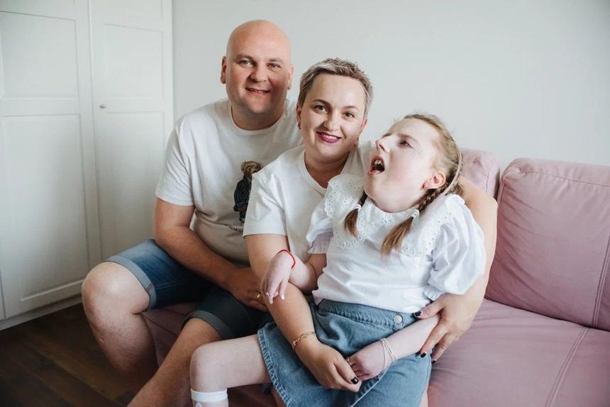 «Наша любовь творит чудеса»: история семьи с неизлечимо больным ребенком