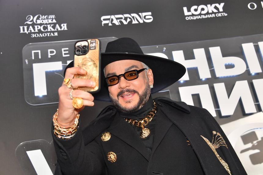 Создатели проекта «Маска» объявили, что Филипп Киркоров возглавил жюри пятого сезона