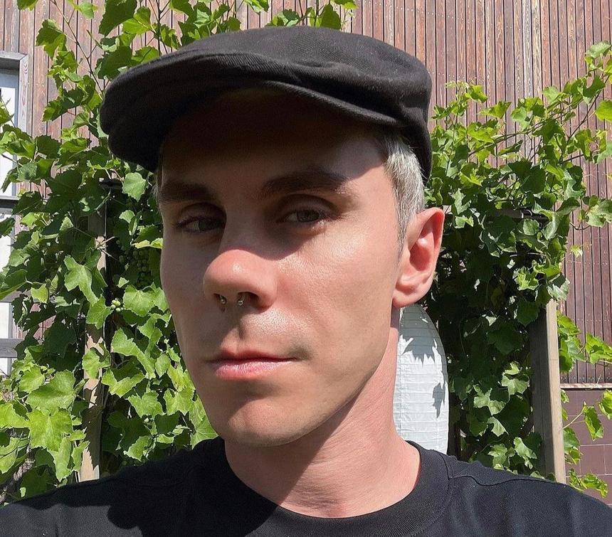 Пропал брат жены: известный блогер Ян Топлес разыскивает 29-летнего шурина