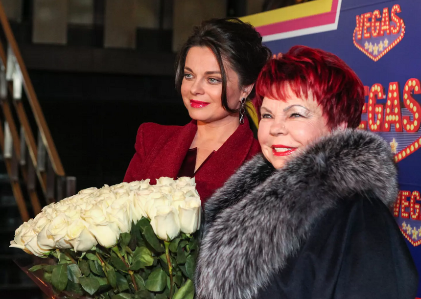 Телеведущий Такменев сообщил о болезни певицы Наташи Королевой