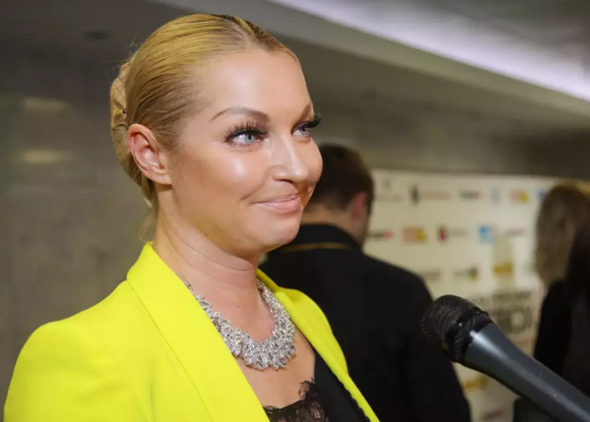 «Как к животным»: Волочкова раскрыла отношение Собчак к сотрудникам