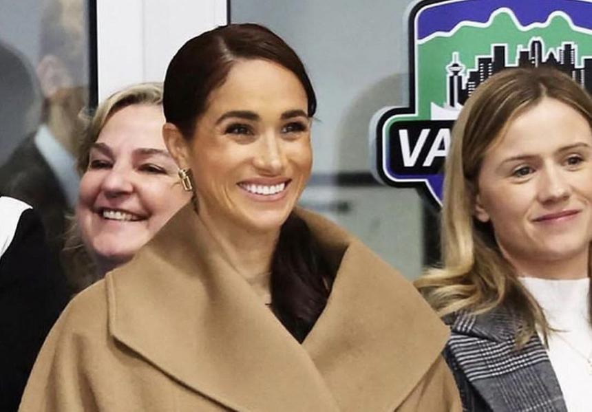 Не похожа на себя в детстве: Меган Маркл заподозрили в пластике лица