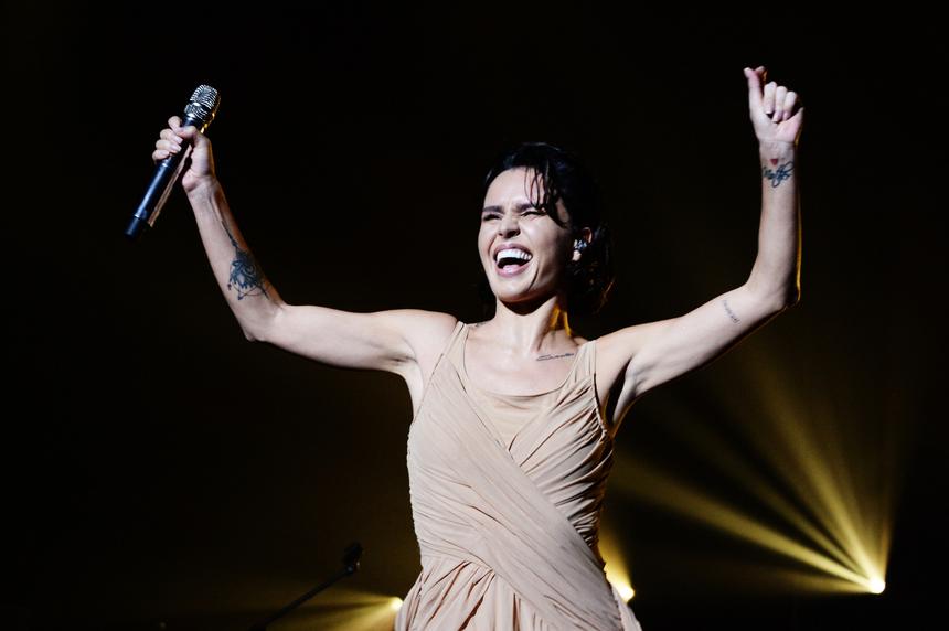 Стагнация и потеря уверенности: чем опасен полугодовой перерыв в карьере Юлии Zivert