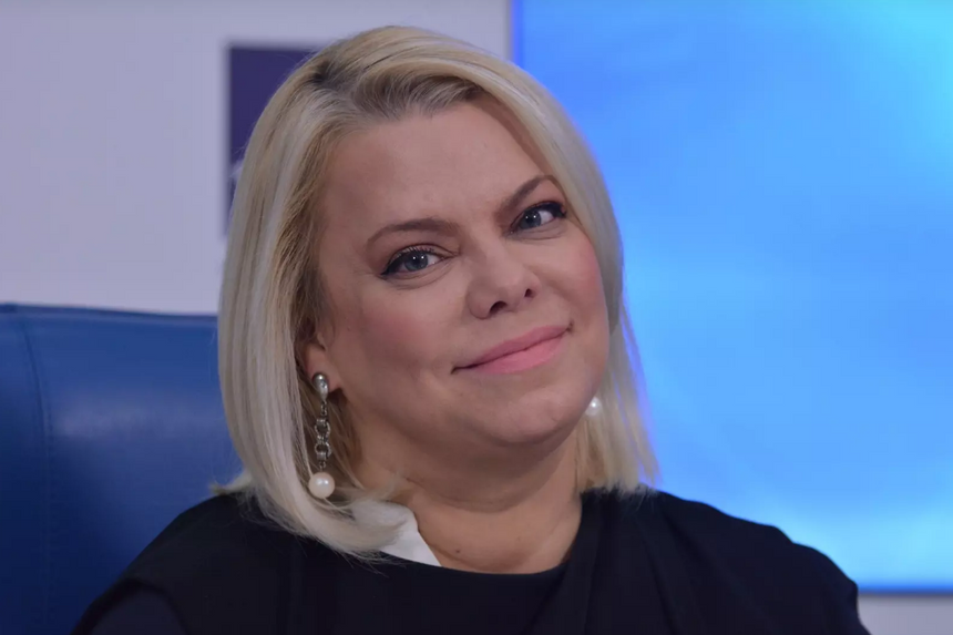 «Стать маникюрщицей»: Яна Поплавская посоветовала Насте Ивлеевой сменить профессию