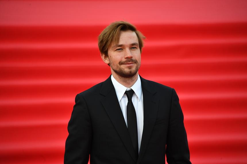 «Нам хотелось внутреннего соперничества»: Александр Петров рассказал о работе с Юрой Борисовым