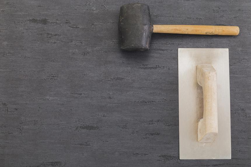 Не поделили парня: студентка московского вуза ударила здоровой кувалдой по голове однокурсницу