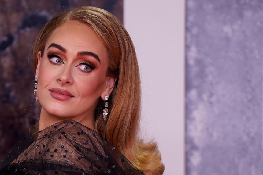 Концерты отменены: почему певица Адель объявила об уходе со сцены