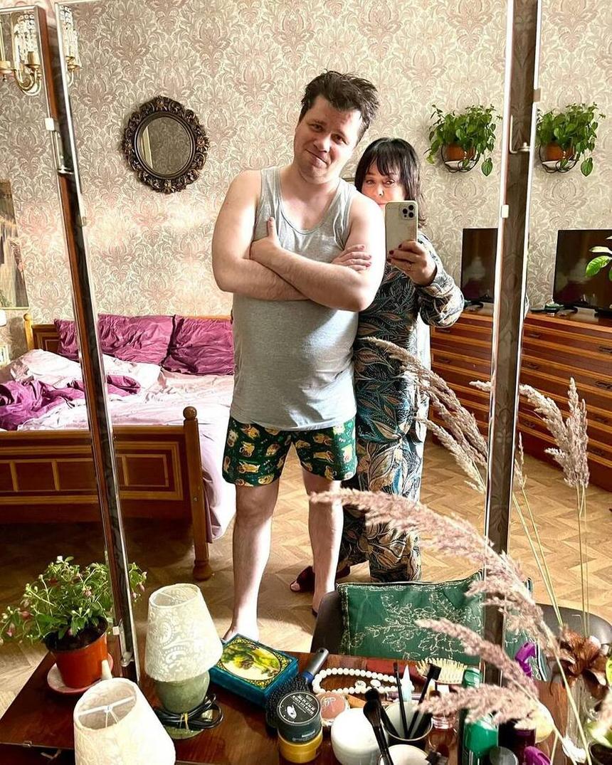 «Прости, что воспользовалась»: Гузеева сравнила Харламова с жертвами Вайнштейна