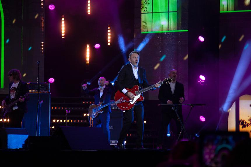 Раскрыты гонорары музыканта Сергея Шнурова за стадионные концерты