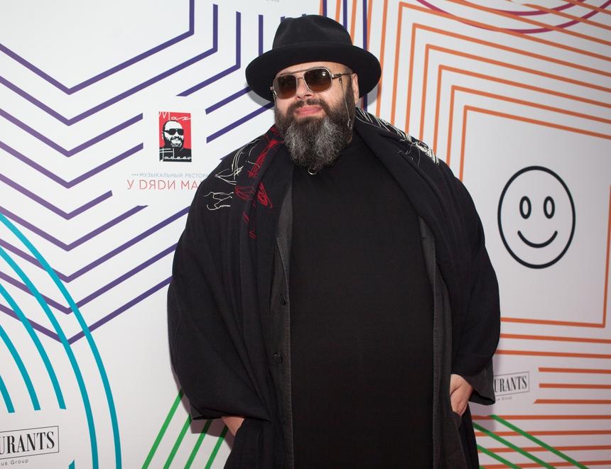 «Да, шрам остался»: Максим Фадеев назвал SEREBRO главным кошмаром в его жизни