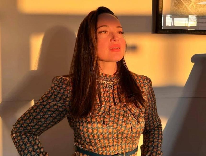 «Половина друзей внесли меня в ЧС»: танатопрактик о профессии, которая помогает проводить в последний путь